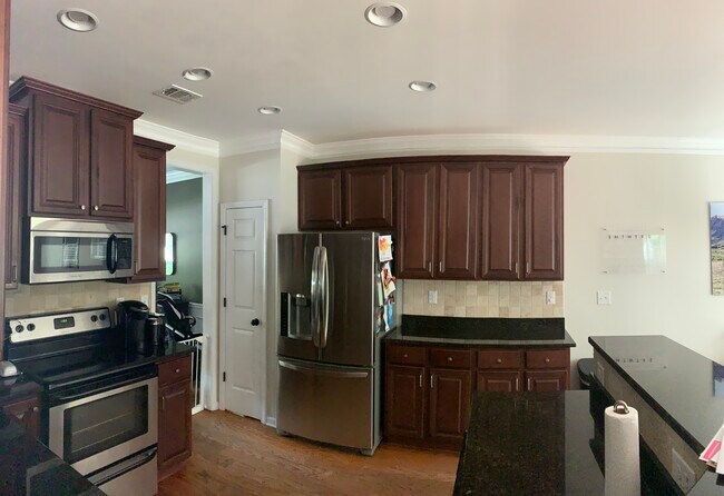 cocina - 1925 Gregory Run NE