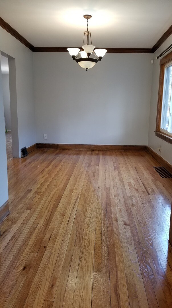 Building Photo - 1318 Grove Ave