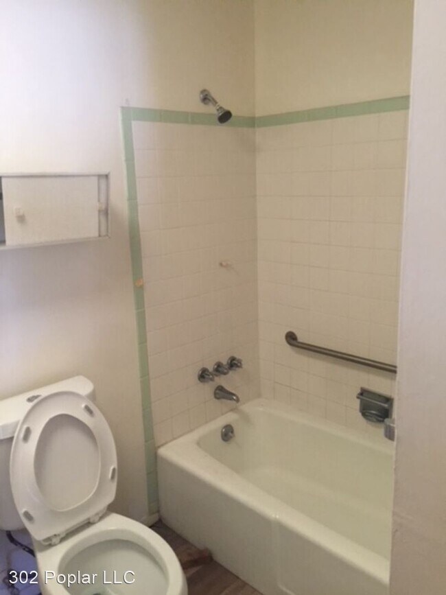 Foto del edificio - 3 br, 2 bath House - 1737 Russ Randall St