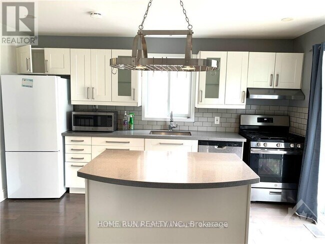 Photo du bâtiment - 1747 Belcourt Blvd
