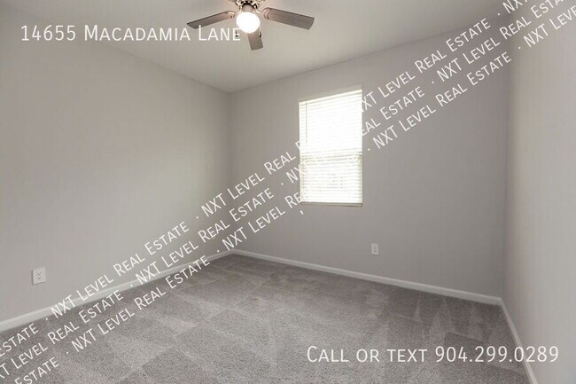 Building Photo - 14655 Macadamia Ln