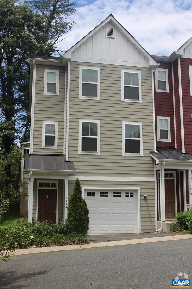 3 Bedroom Cat Friendly Apartments For Rent in Charlottesville VA 194