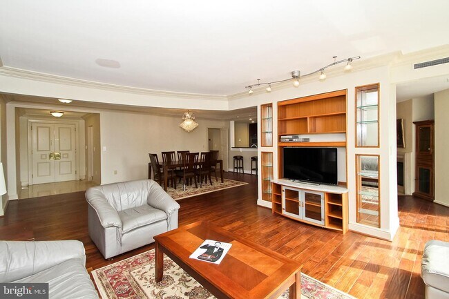 Foto del edificio - 3030 K St NW