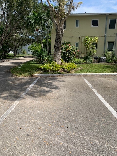 Parking Space - 7634 SW 55th Ave