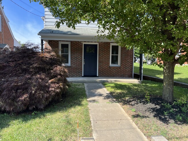 Building Photo - 19326 Longmeadow Rd