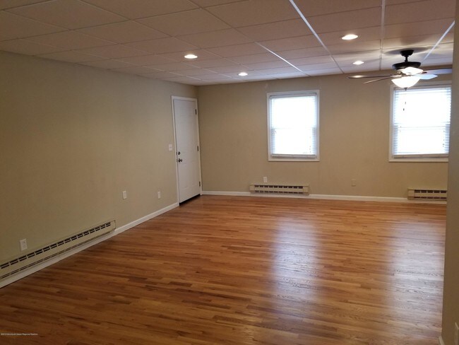 Building Photo - 1171 Fischer Blvd