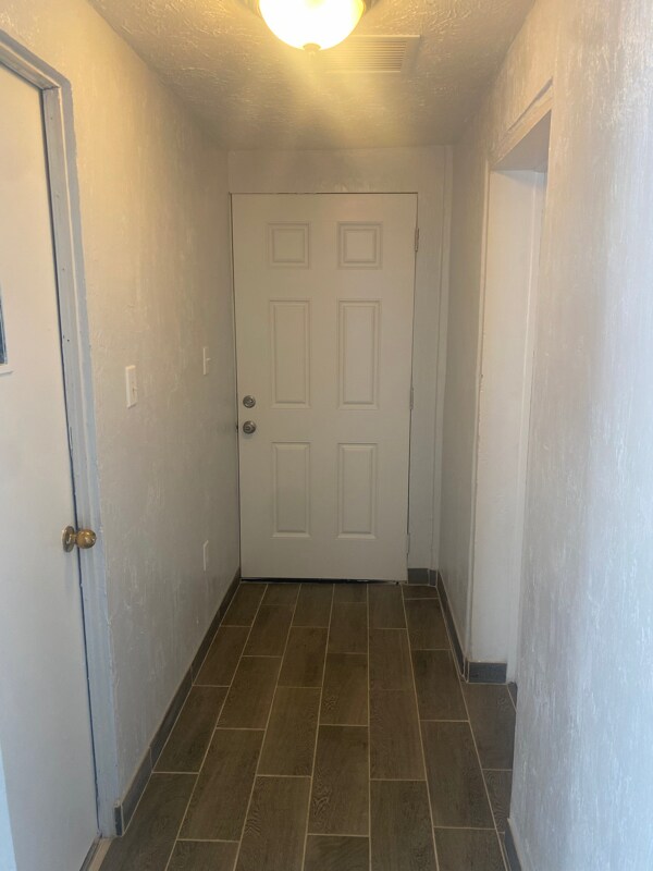 Foto del edificio - 1541 McCollum St