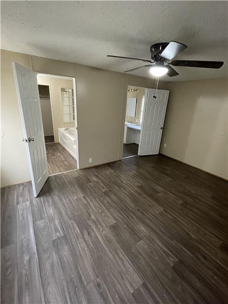 Building Photo - 161 Cowboy Ln