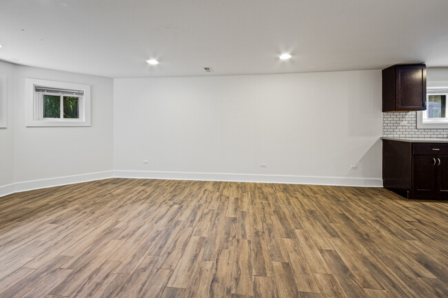 Foto del edificio - 3614 N Hoyne Ave