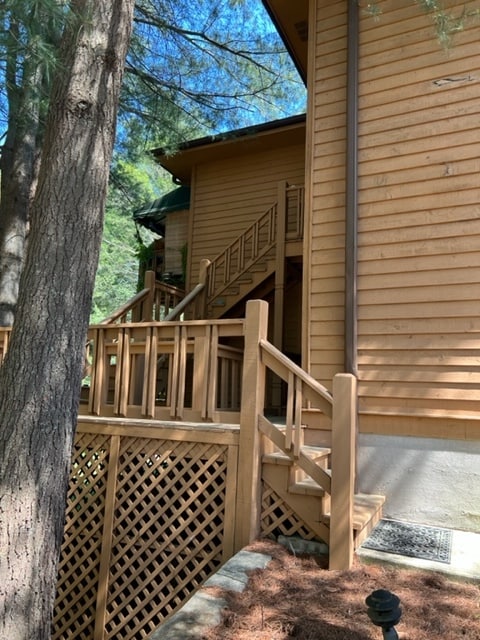 Building Photo - 531 Courtwood Ln