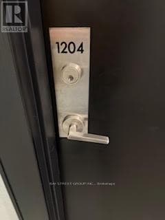 Building Photo - 96 St Patrick St