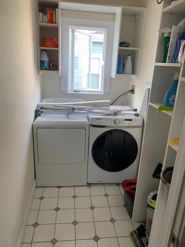 In-unit laundry - 156 Powder House Blvd