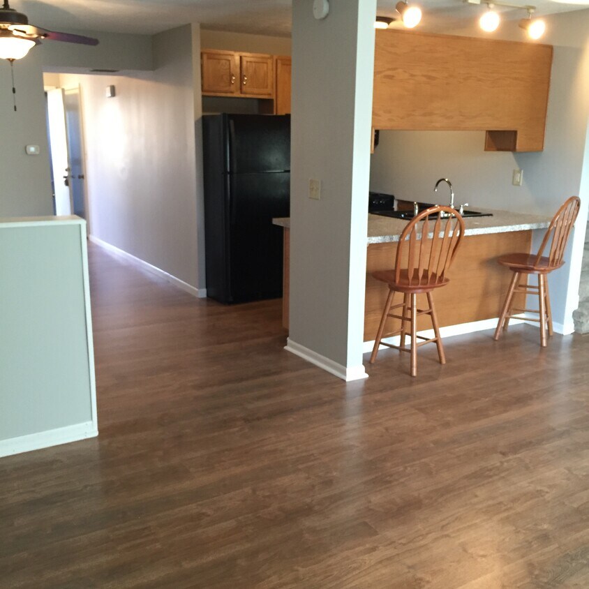 Foto principal - 1901 Parklake Drive