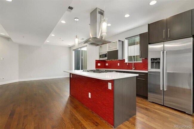 Building Photo - 3336 Tejon St