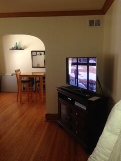 Foto del edificio - 3842 N Bernard St