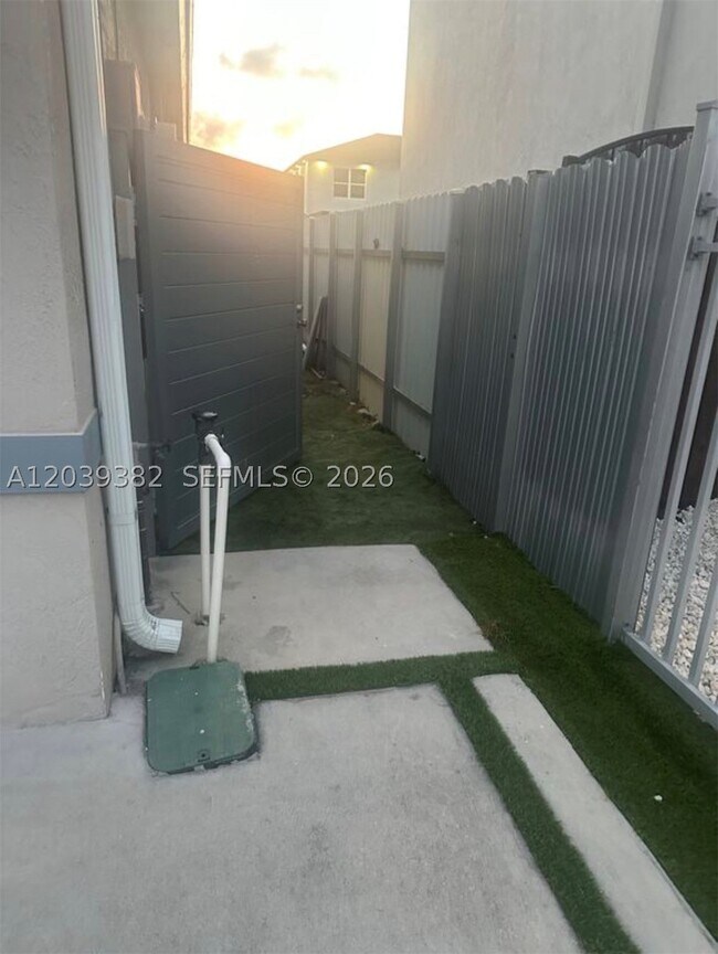 Foto del edificio - 27904 SW 133rd Path