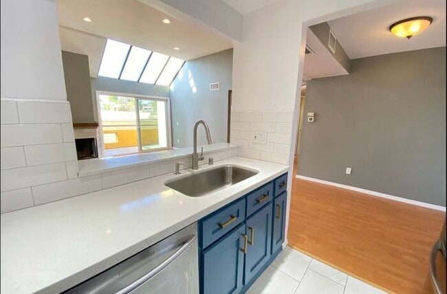 Foto del edificio - Gorgeous 2 bedroom Condo - Move In Ready!