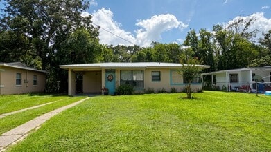 Building Photo - 4800 Beverly Cir