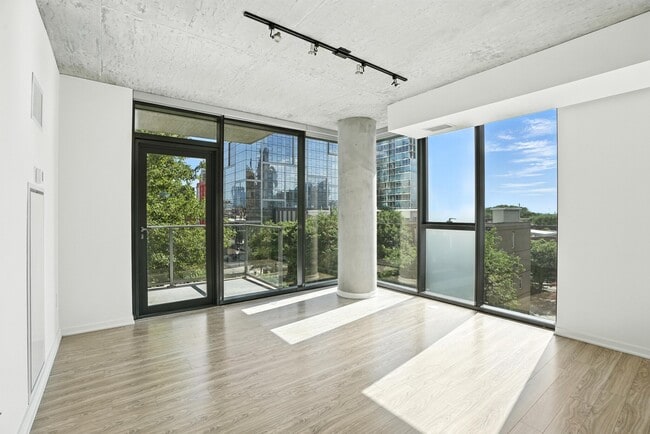 Photo - 1335 S Wabash Ave Apartment