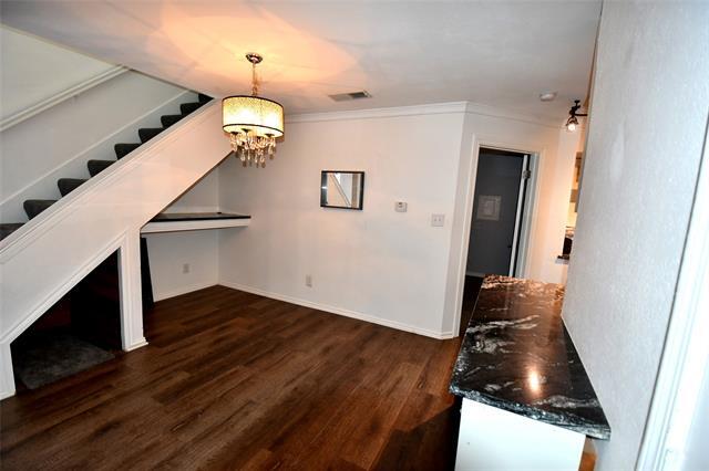 Foto del edificio - 3121 Sondra Dr