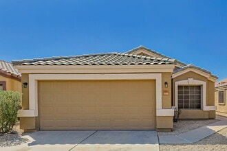 Building Photo - 10857 E Arcadia Ave