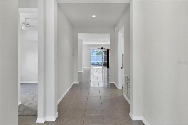 Foto del edificio - 6407 43rd Ct E