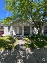 Building Photo - 153 200 S