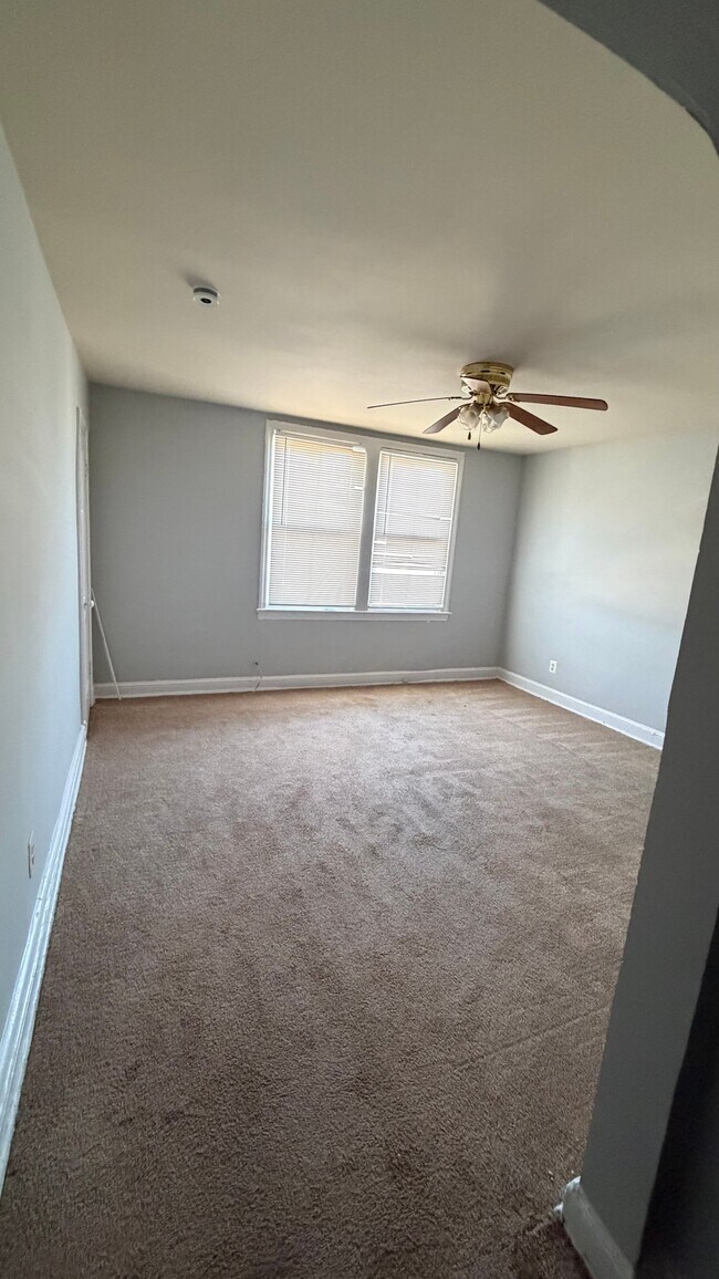 Foto del edificio - 2820 Pomeroy Rd SE