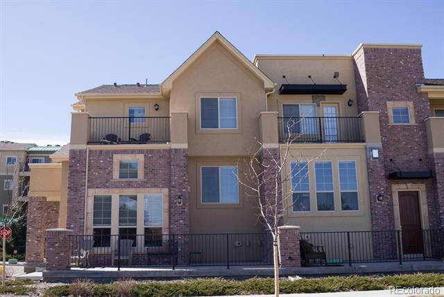 Foto principal - 9499 Rockhurst St