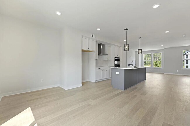 Foto del edificio - New Construction in the Heart of Nexton