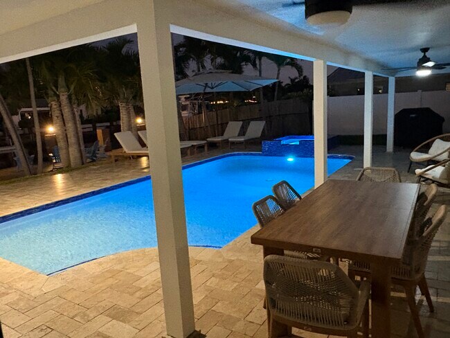 Foto del edificio - 4440 NE 26th Ave