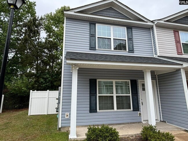 Foto del edificio - 532 Idlewood Park Dr