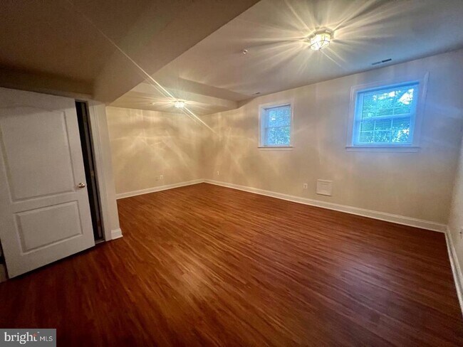 Foto del edificio - 22106 Fair Garden Ln