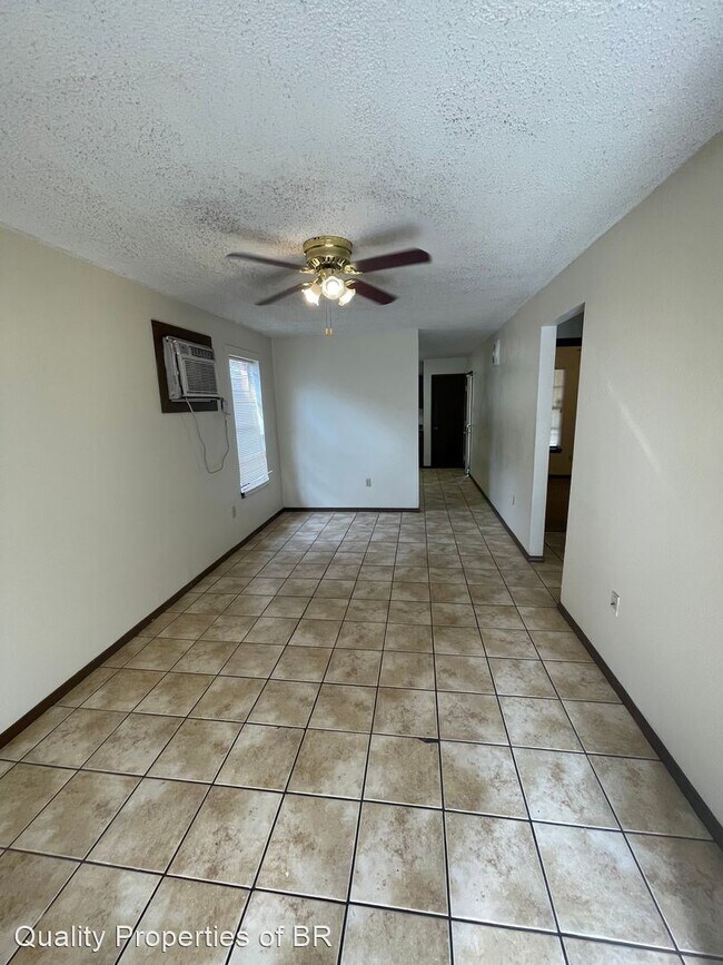 Foto del edificio - 2 br, 1 bath House - 2319 Elm Park Dr