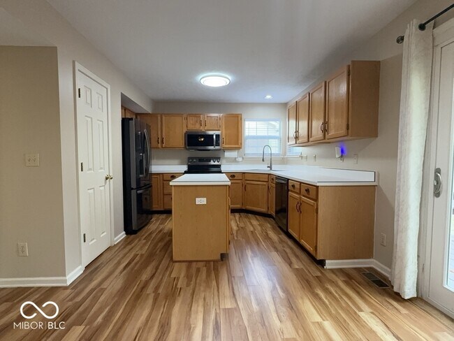 Foto del edificio - 10765 Belmont Cir