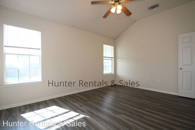 Building Photo - 3 br, 2 bath House - 4204 Barrington Trl