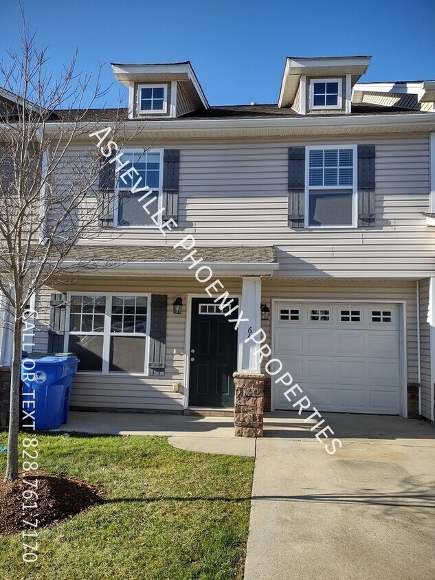 Foto principal - 64 Amersham Ln