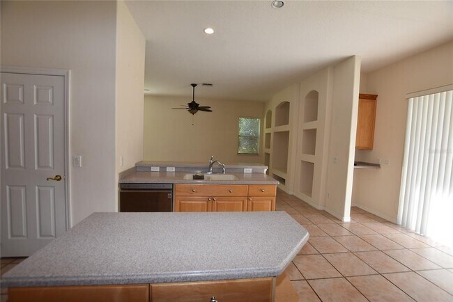 Building Photo - 9153 Phillips Grove Terrace