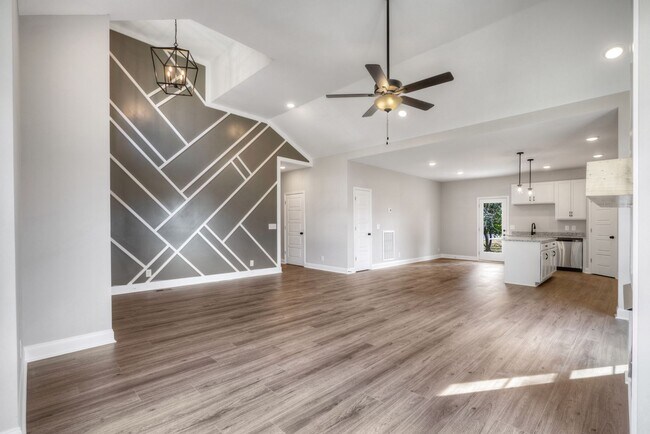 Building Photo - Jasper New Construction Floor Plan for Rent