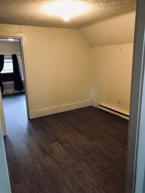 living room - 422 N Buckeye St