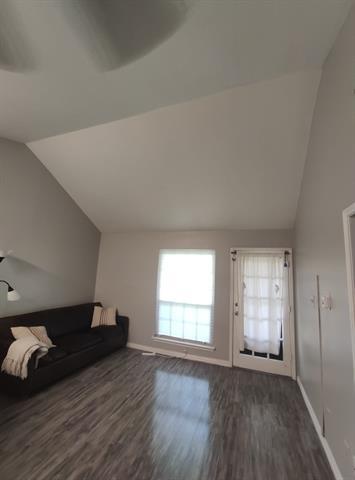 Foto del edificio - 6108 Abrams Rd