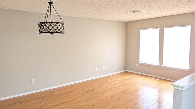 Foto del edificio - 2514 Byfield Dr