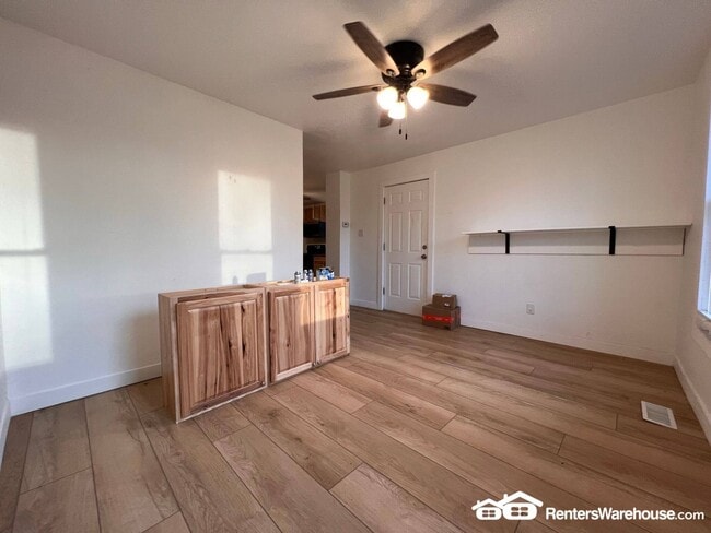 Foto del edificio - 905 SE 9th St