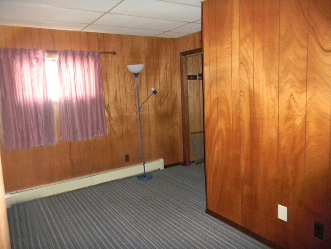 Bedroom 2 - 67 Crystal St