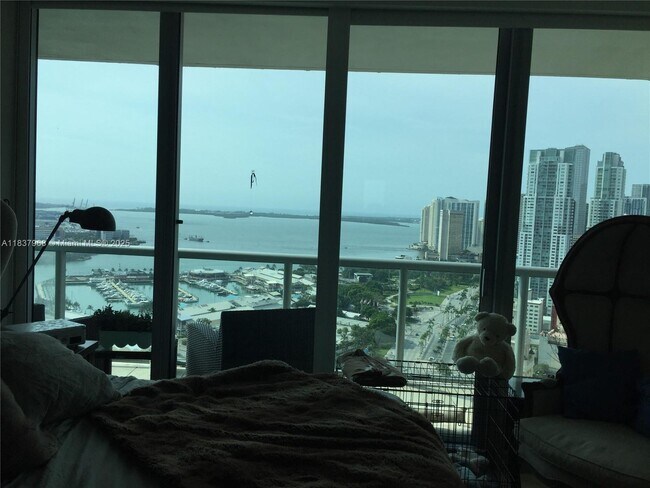 Building Photo - 888 Biscayne Blvd