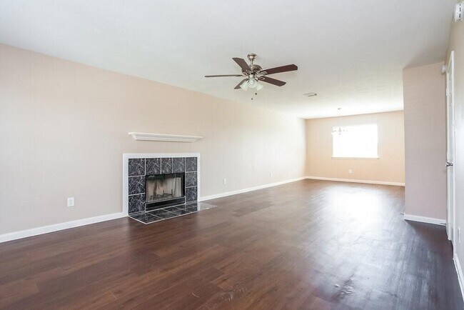 Building Photo - 4603 S Ridgewalk Dr