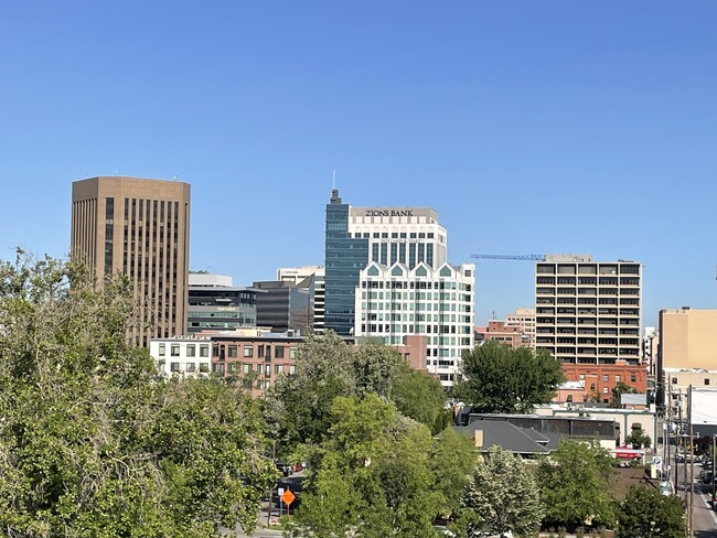 Downtown - 200 N 3rd St