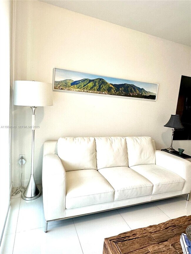 Foto del edificio - 7661 NW 107th Ave