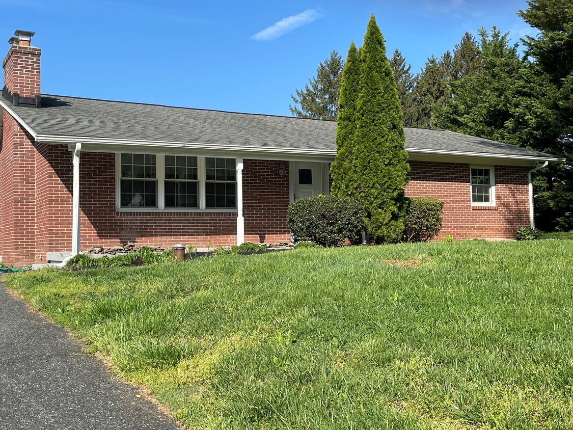 202 Broadview Ave, Bel Air, MD 21014 House Rental in Bel Air, MD