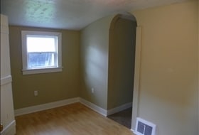 Building Photo - 3 BD. 1 BA. Granite Counters. Wood Floors